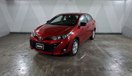 Toyota • Yaris