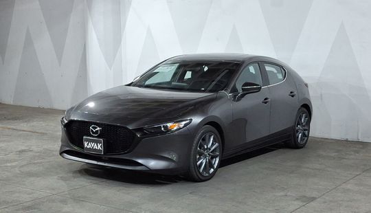 Mazda • Mazda 3
