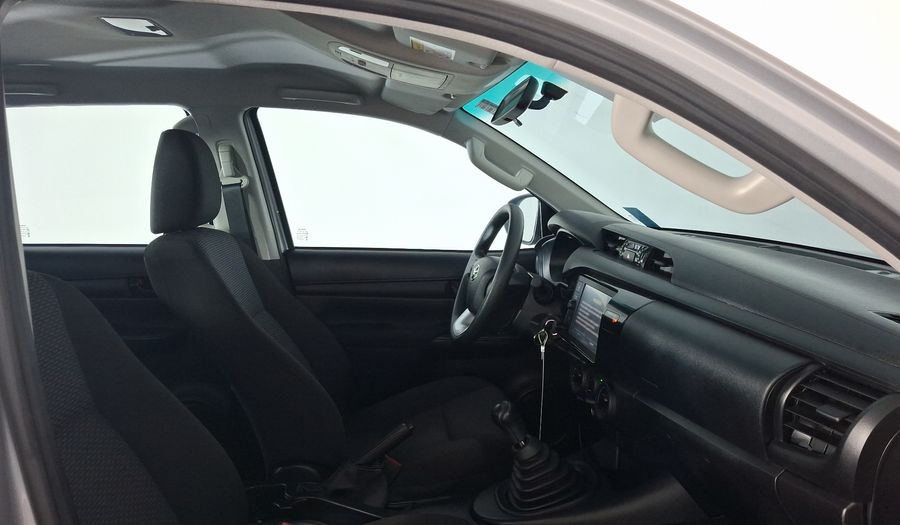 Toyota Hilux 2.7 SR DOBLE CABINA Pickup 2024