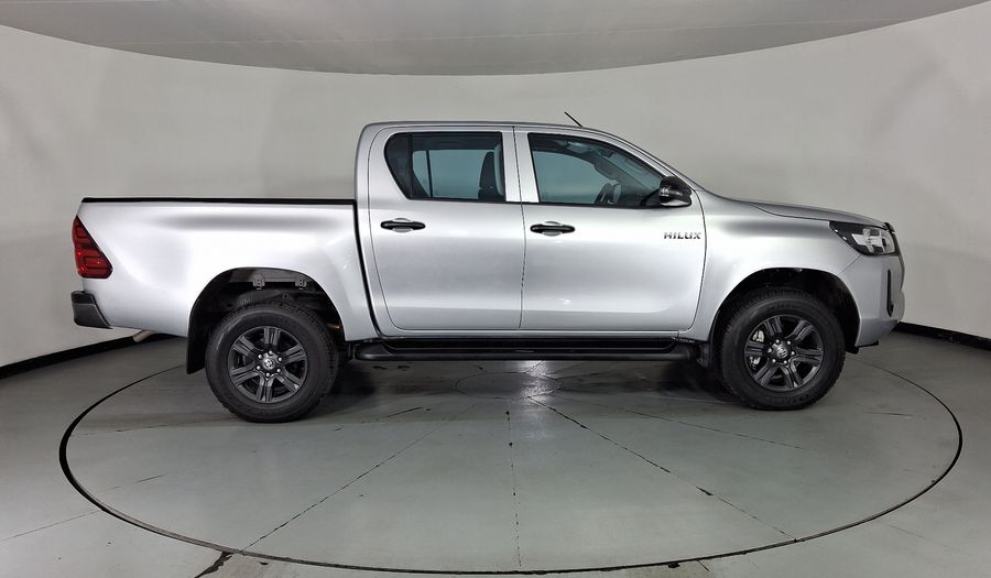 Toyota Hilux 2.7 SR DOBLE CABINA Pickup 2024