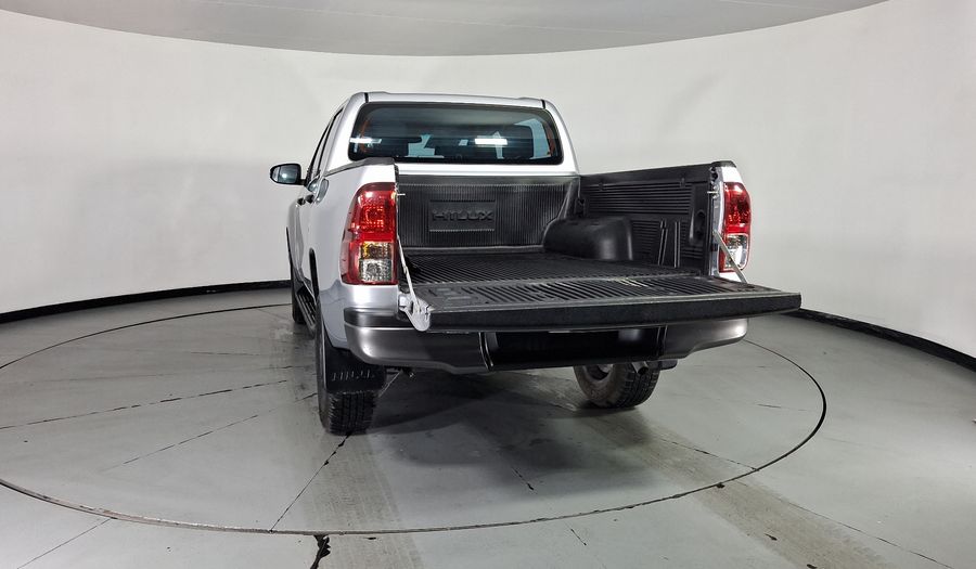 Toyota Hilux 2.7 SR DOBLE CABINA Pickup 2024