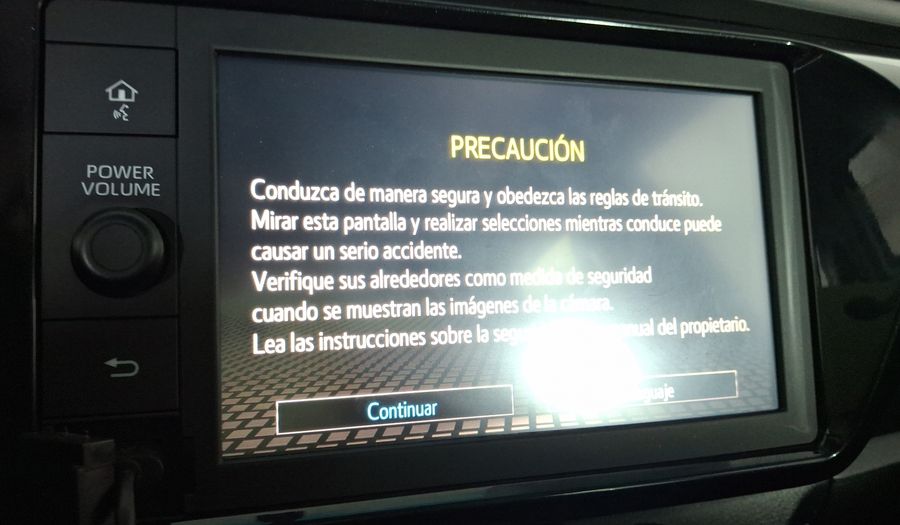 Toyota Hilux 2.7 SR DOBLE CABINA Pickup 2024