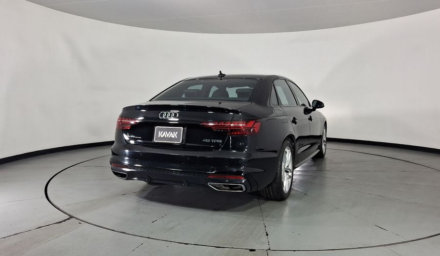 Audi A4 2.0 MHEV 40 TFSI S LINE DCT Sedan 2022