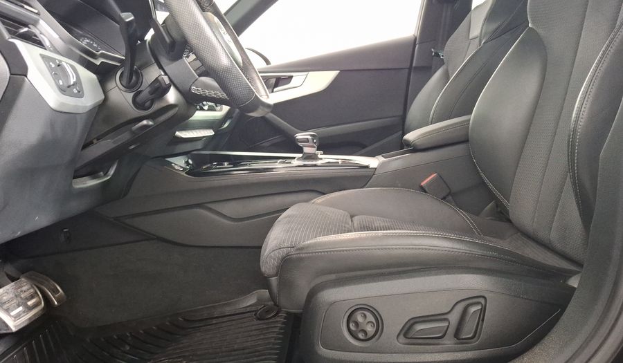 Audi A4 2.0 MHEV 40 TFSI S LINE DCT Sedan 2022