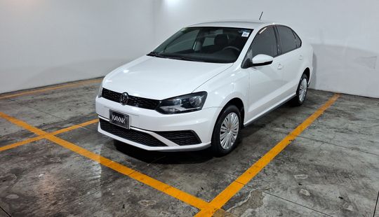 Volkswagen • Vento
