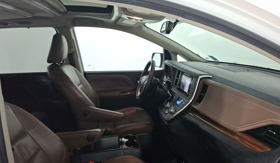 Toyota Sienna 3.5 LIMITED AT Minivan 2018
