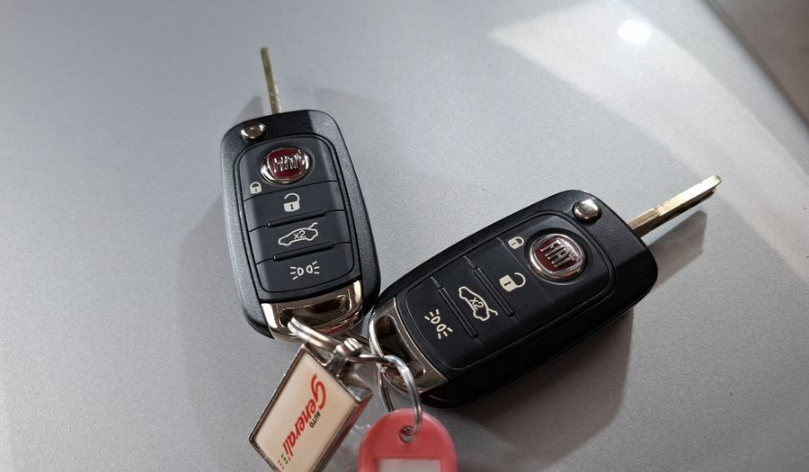 Fiat Argo 1.8 PRECISION Hatchback 2018