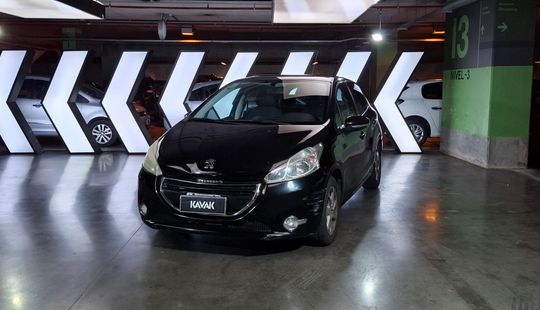 Peugeot • 208