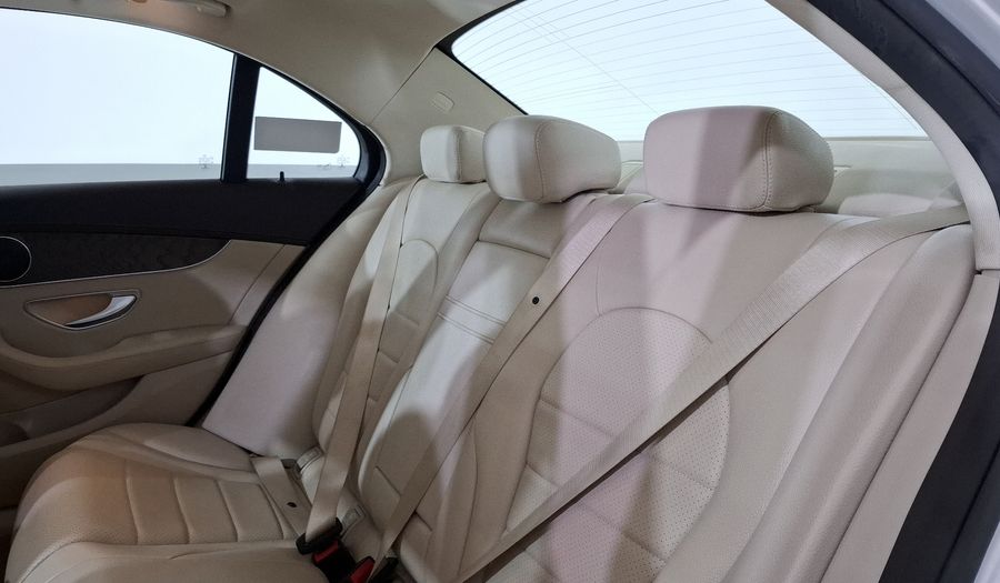 Mercedes Benz Clase C 2.0 200 CGI EXCLUSIVE AT Sedan 2017