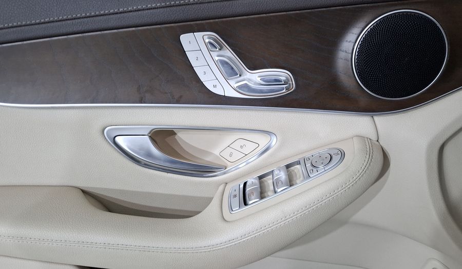 Mercedes Benz Clase C 2.0 200 CGI EXCLUSIVE AT Sedan 2017