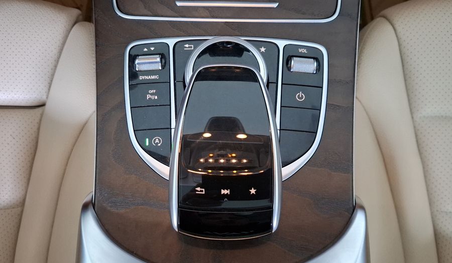 Mercedes Benz Clase C 2.0 200 CGI EXCLUSIVE AT Sedan 2017