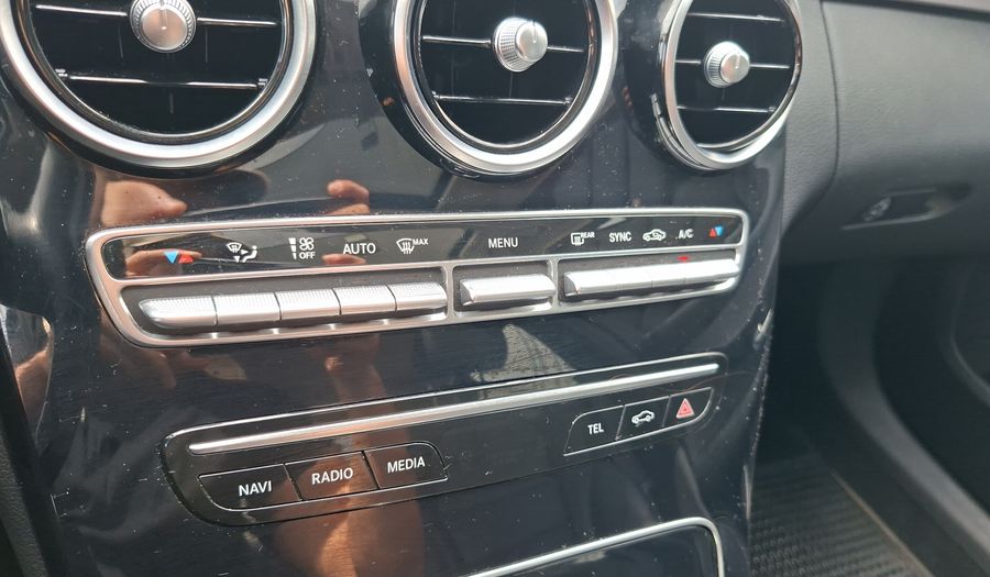 Mercedes Benz Clase C 1.5 200 AUTO Sedan 2019