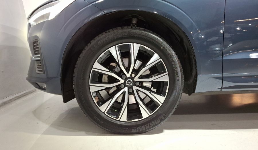 Volvo Xc60 2.0 B5 MHEV PLUS AUTO AWD Suv 2023