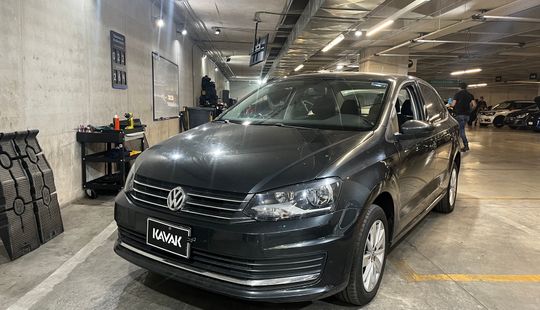 Volkswagen • Vento