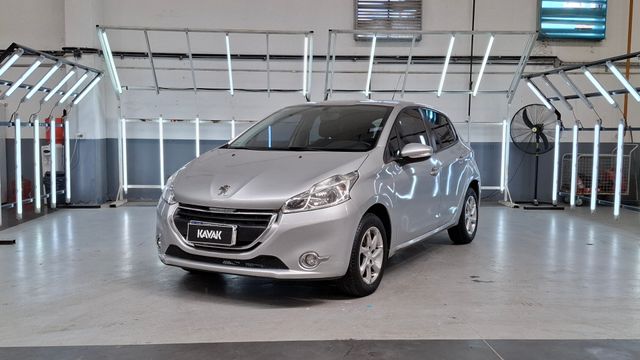 Peugeot 208 1.5 ALLURE TOUCHSCREEN