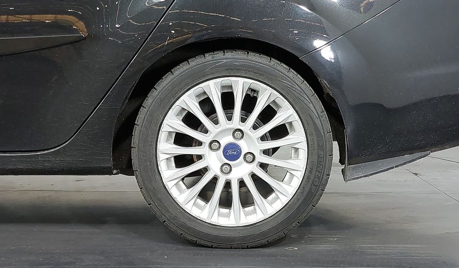 Ford Fiesta 1.6 16V TIVCT SEDAN TITANIUM POWERSHIFT Sedan 2014