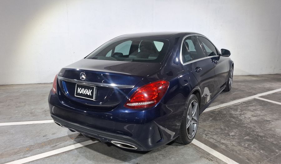 Mercedes Benz Clase C 2.0 250 CGI SPORT AT Sedan 2017