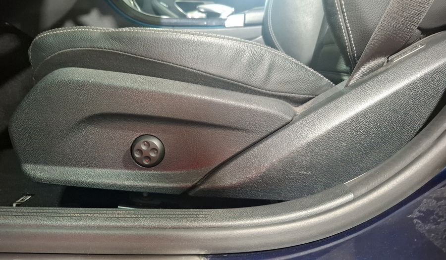 Mercedes Benz Clase C 2.0 250 CGI SPORT AT Sedan 2017