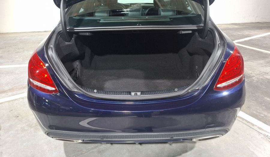 Mercedes Benz Clase C 2.0 250 CGI SPORT AT Sedan 2017