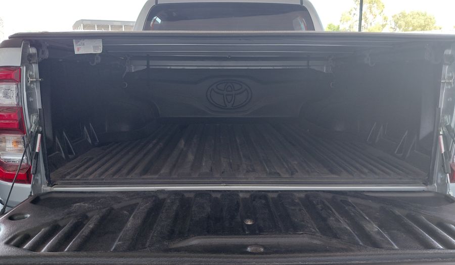 Toyota Hilux 2.8 TDI SRX AUTO C/D Pickup 2023