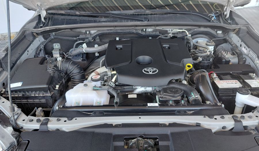 Toyota Hilux 2.8 TDI SRX AUTO C/D Pickup 2023