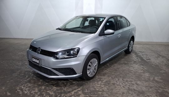 Volkswagen • Vento