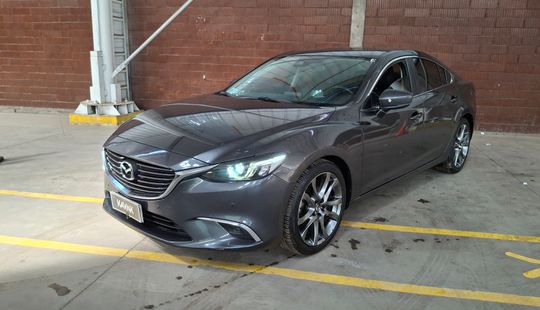 Mazda • Mazda 6