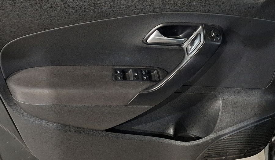 Volkswagen Polo 1.6 TIPTRONIC Hatchback 2018