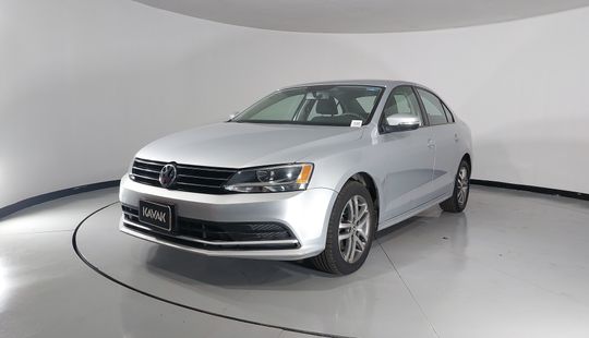 Volkswagen • Jetta