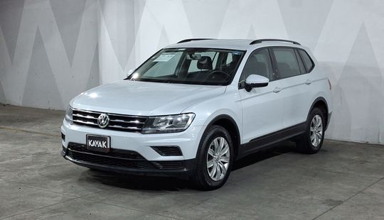 Volkswagen • Tiguan