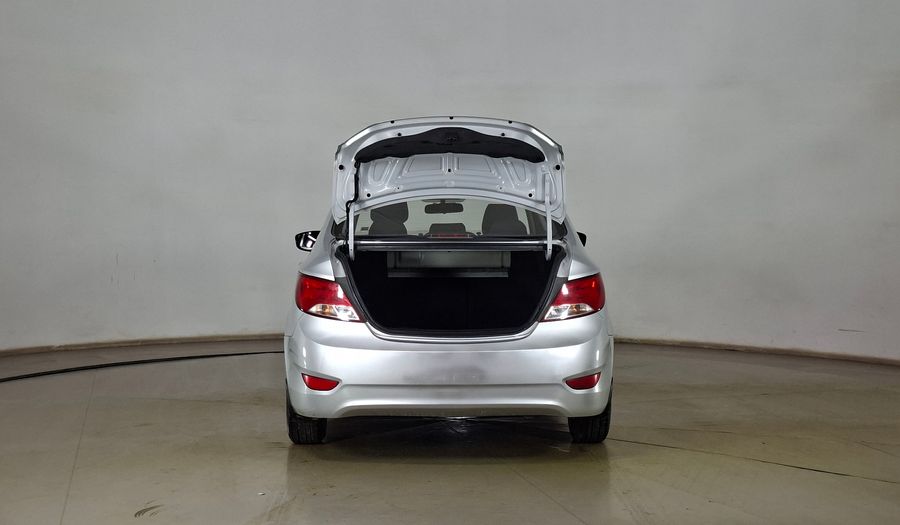 Hyundai Accent 1.4 RB GL AC Sedan 2015