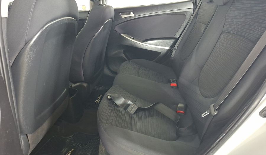 Hyundai Accent 1.4 RB GL AC Sedan 2015