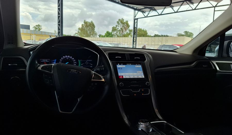 Ford Mondeo 2.0 SEL AUTO Sedan 2020