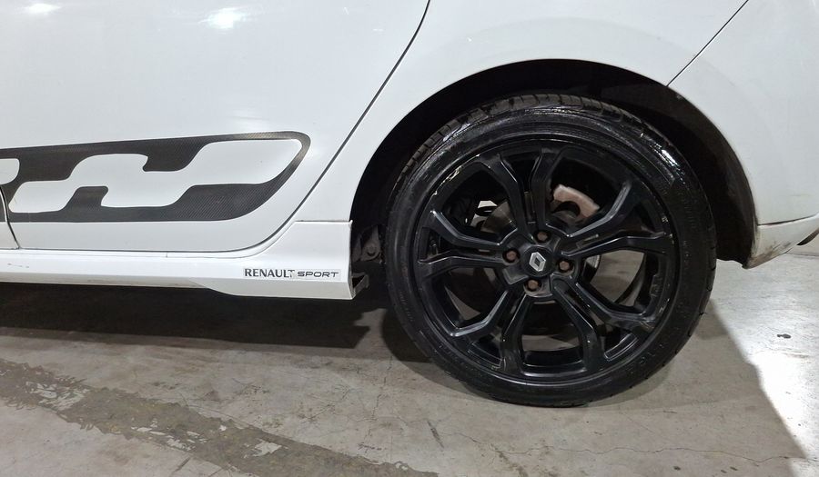 Renault Sandero 2.0 RS MT Hatchback 2017