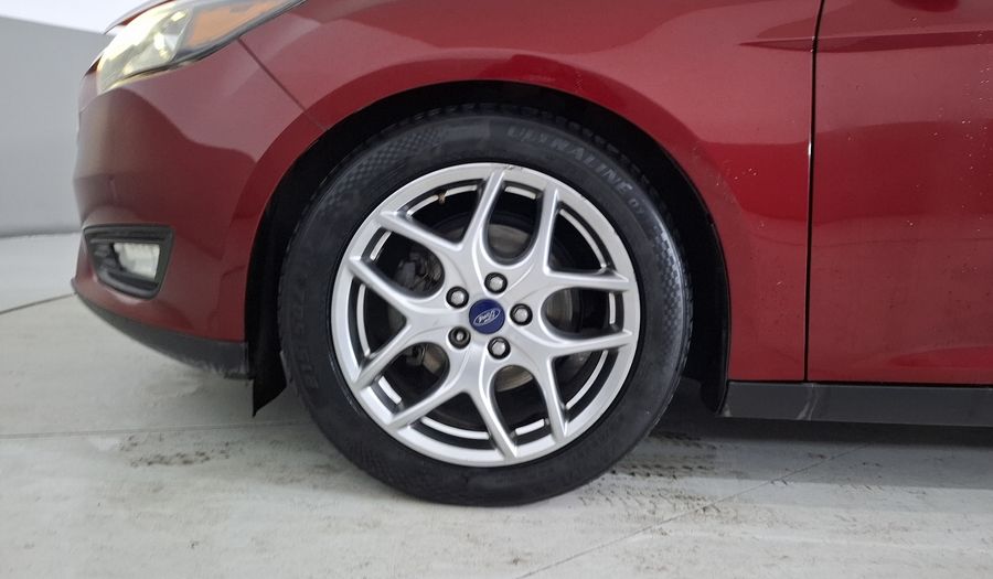 Ford Focus 2.0 SE LUXURY AT Sedan 2016