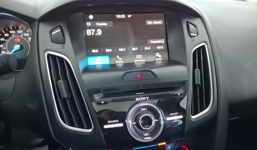 Ford Focus 2.0 SE LUXURY AT Sedan 2016