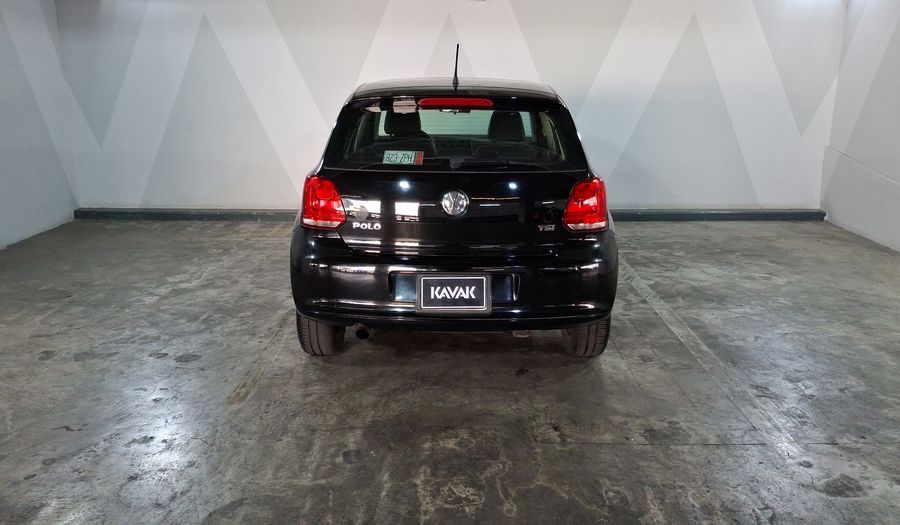 Volkswagen Polo 1.2 HIGHLINE MT Hatchback 2013