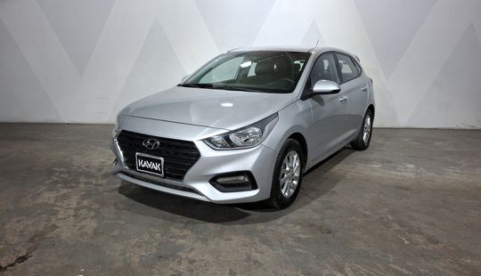 Hyundai • Accent