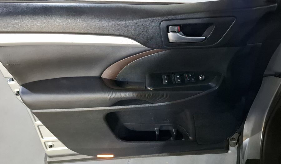 Toyota Highlander 3.5 XLE Suv 2016