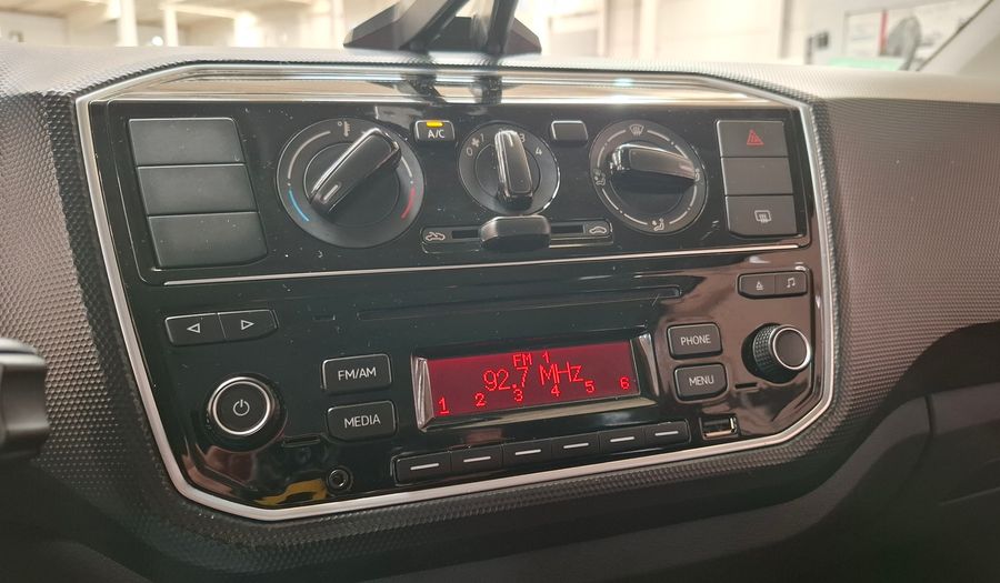 Volkswagen Up 1.0 MOVE UP Hatchback 2018