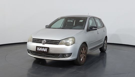 Volkswagen • Polo