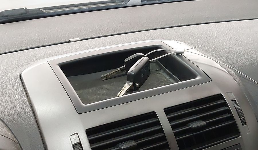 Volkswagen Polo 1.6 VHT TOTAL FLEX SPORTLINE I-MOTION Hatchback 2013