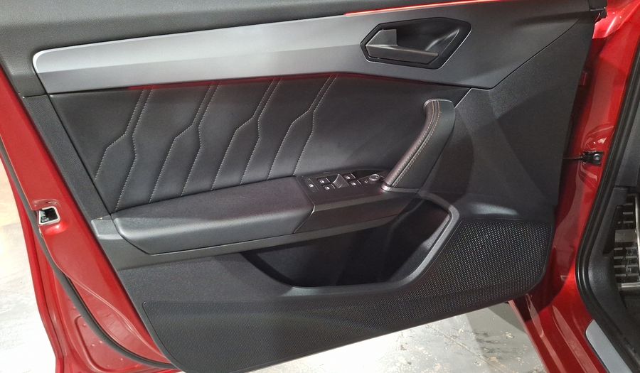 Cupra Leon 2.0 HIGH DCT Hatchback 2022