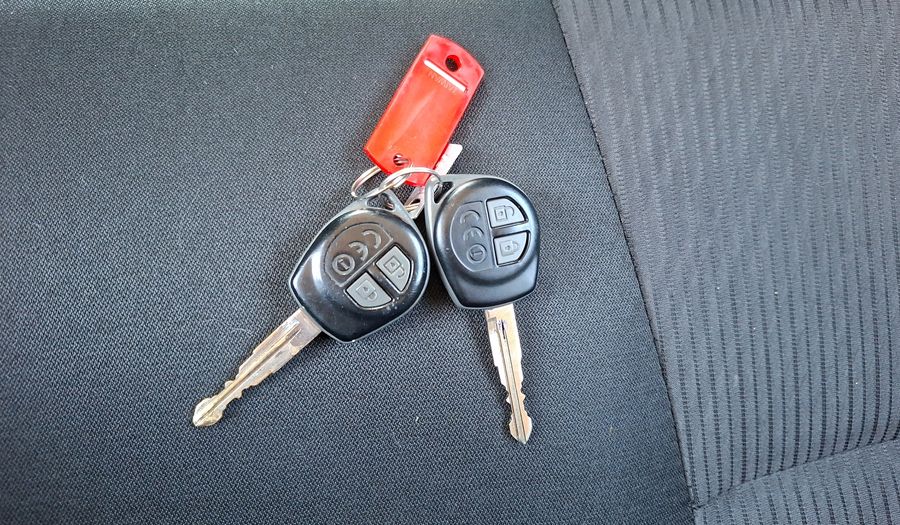 Suzuki Swift 1.2 GL Hatchback 2015