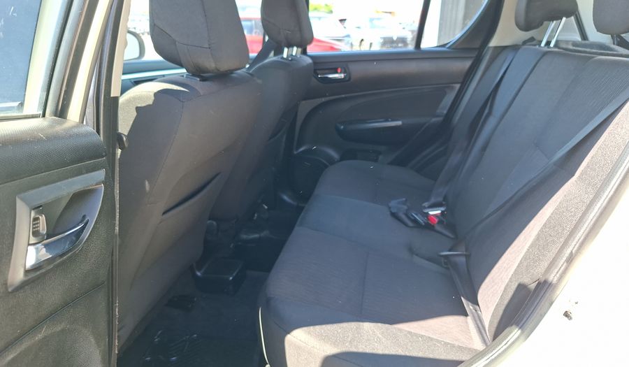 Suzuki Swift 1.2 GL Hatchback 2015