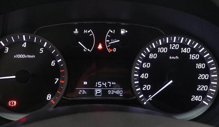 Nissan Sentra 2.0 SL CVT Sedan 2016