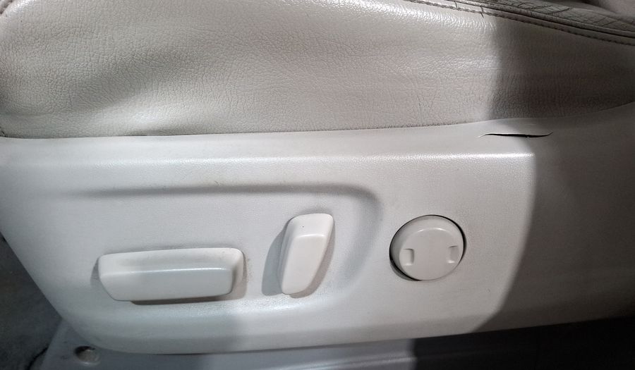 Toyota Sienna 3.5 XLE PIEL AT Minivan 2014