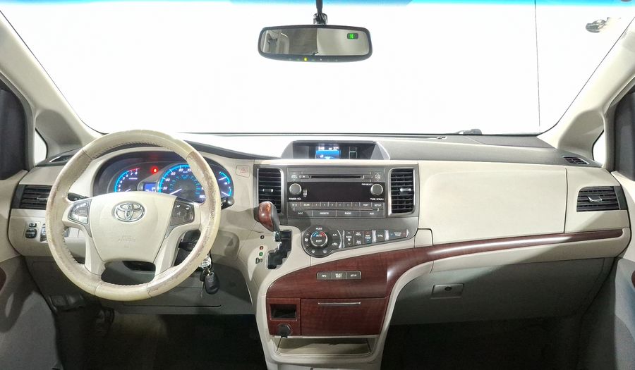 Toyota Sienna 3.5 XLE PIEL AT Minivan 2014