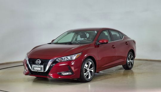 Nissan • Sentra