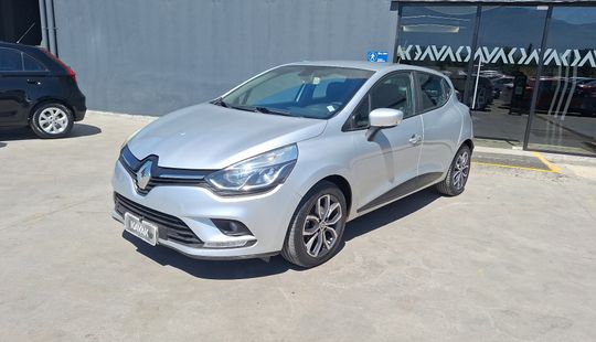 Renault • Clio